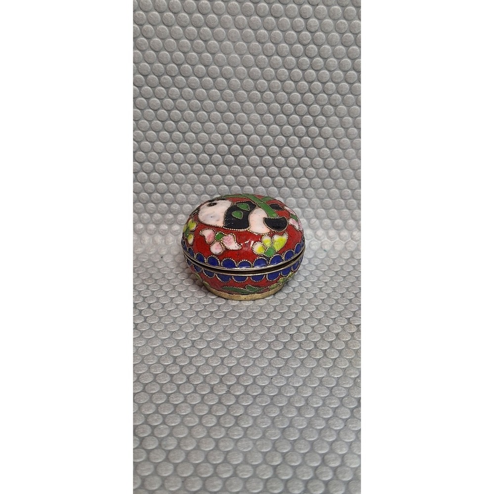 *VINTAGE* CHINESE CLOISONNE MINIATURE PANDA BEAR TRINKET RING BOX‎ - Picture 3 of 11
